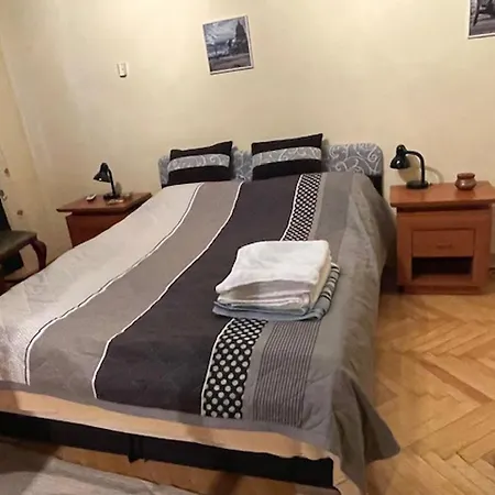 Liliom A Strandnál Apartman *